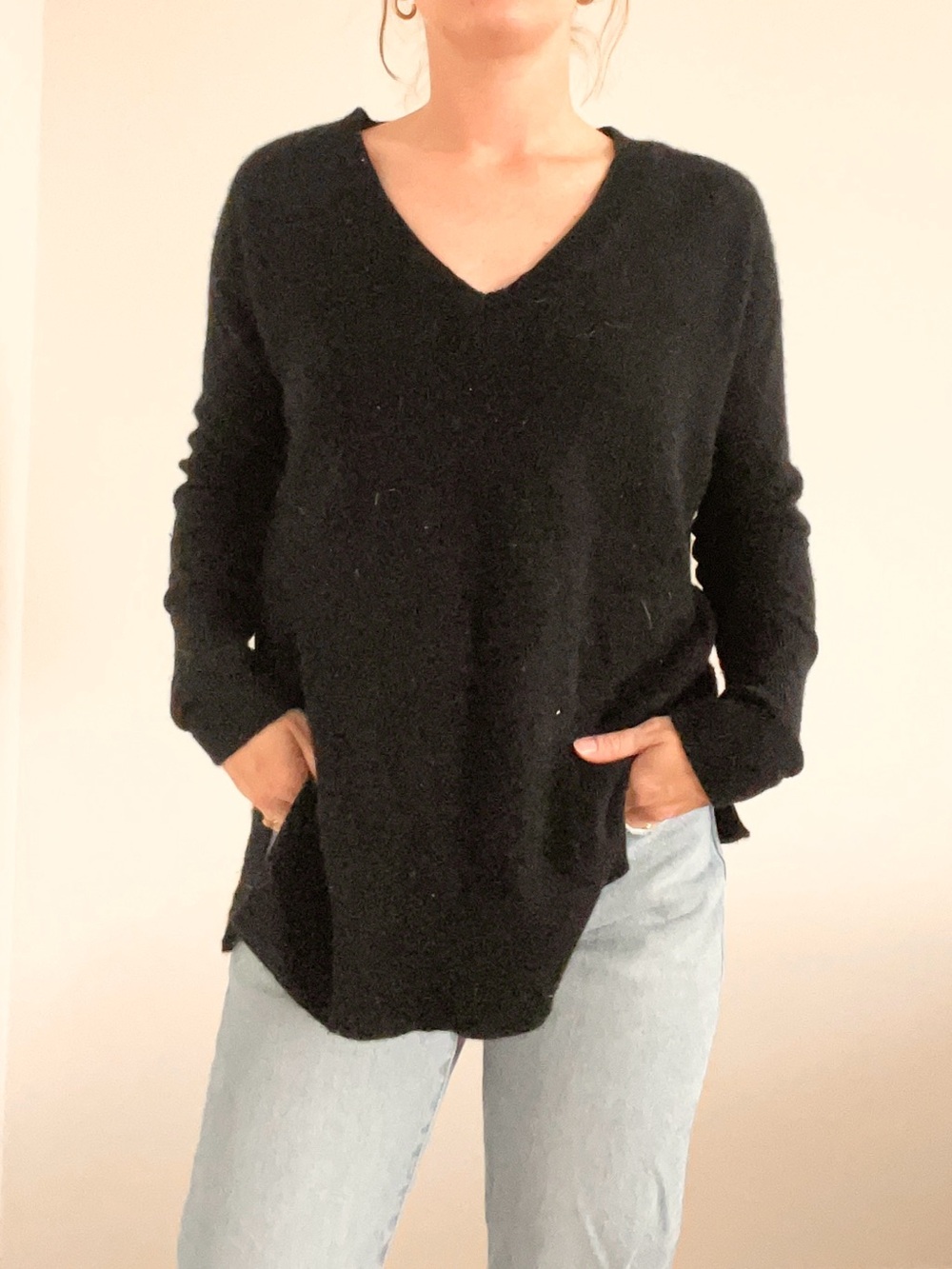 Halogen Cashmere Black V-Neck Sweater